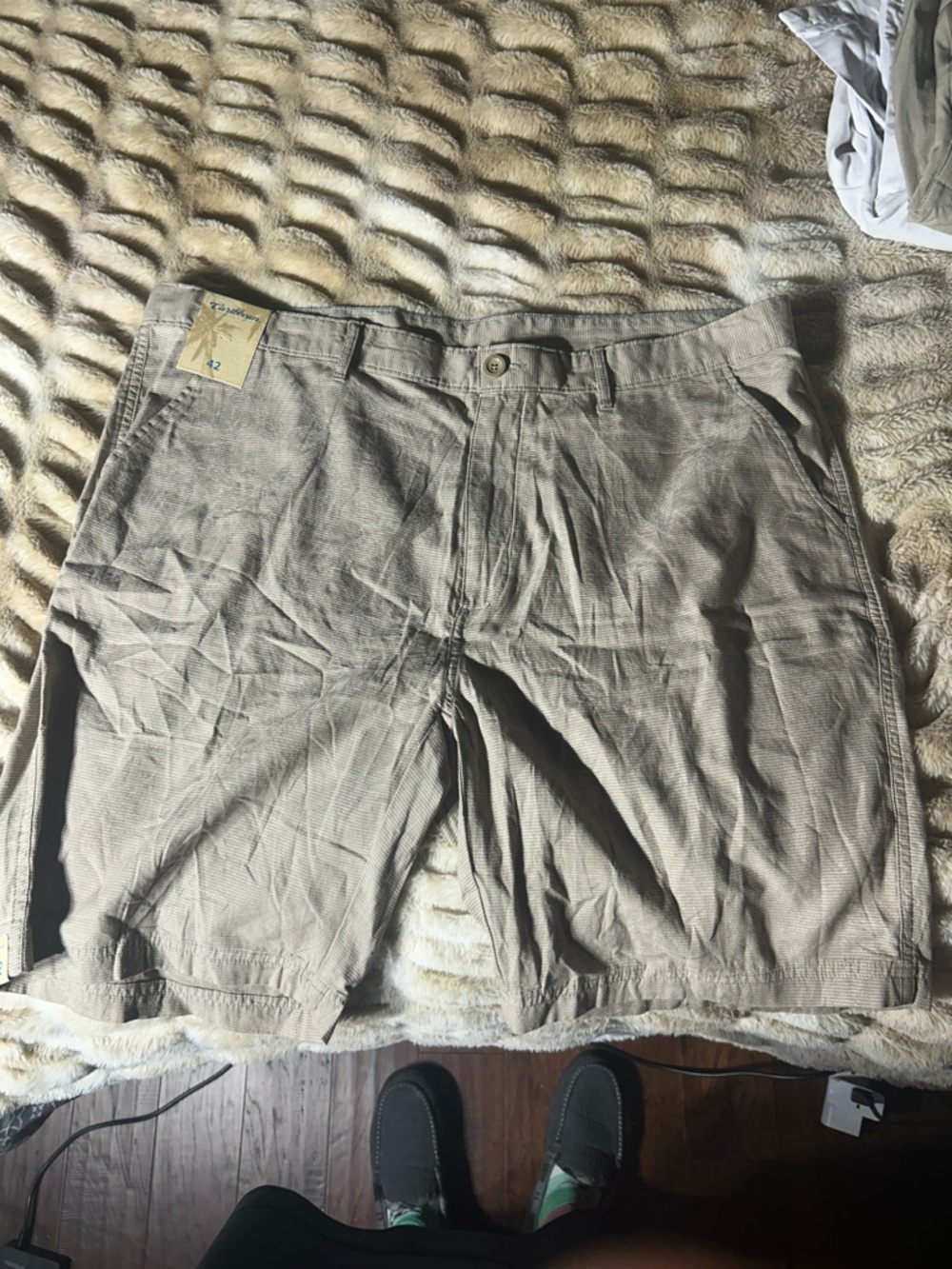Caribbean Men's Flat-Front Khaki Shorts - Light Tan